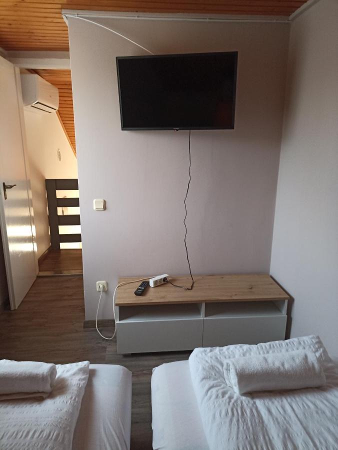 Marcell Apartman Villa Hajduszoboszlo Bagian luar foto